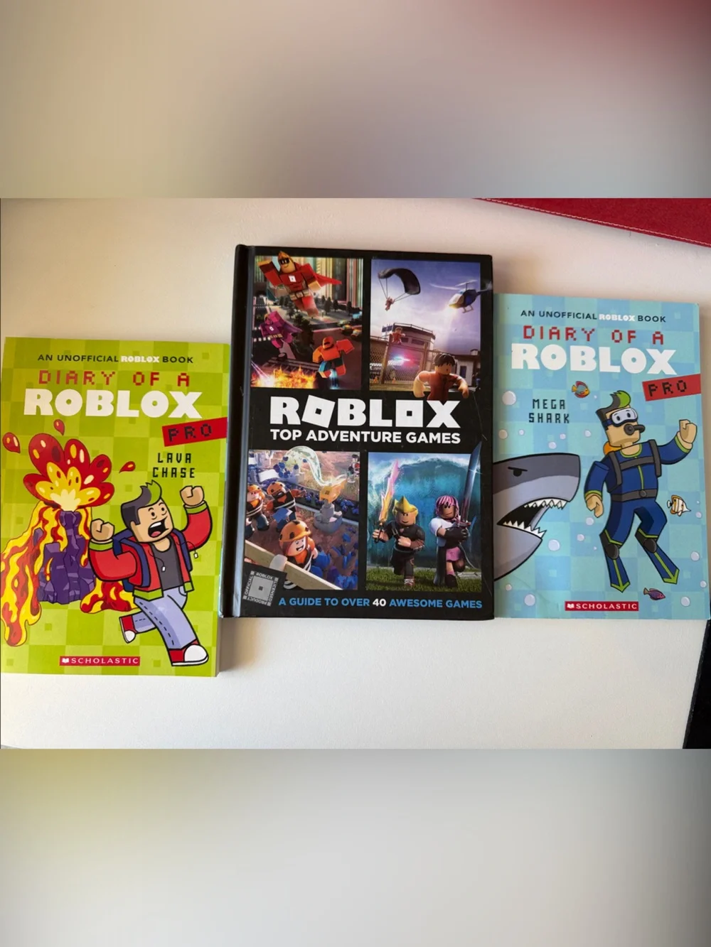 Roblox Book Bundle - Top Adventure Games Guide, Lava Chase and Mega Shark books